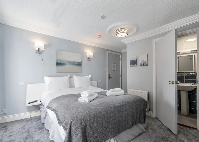 The Waterfront Townhouse Accommodation